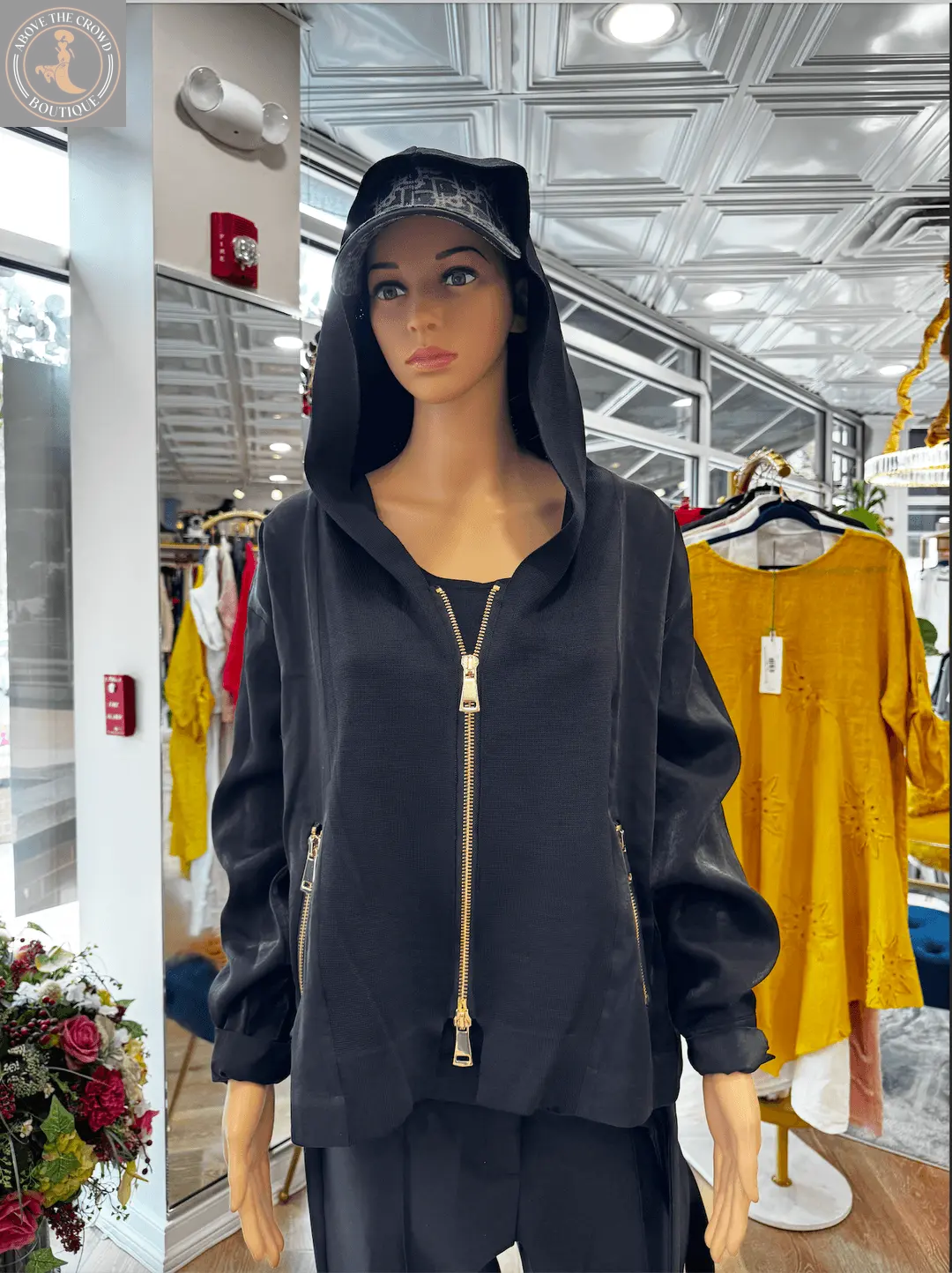 Bize European Oversized Hoodie: Define Your Urban Style with Statement Zipper Details Bize