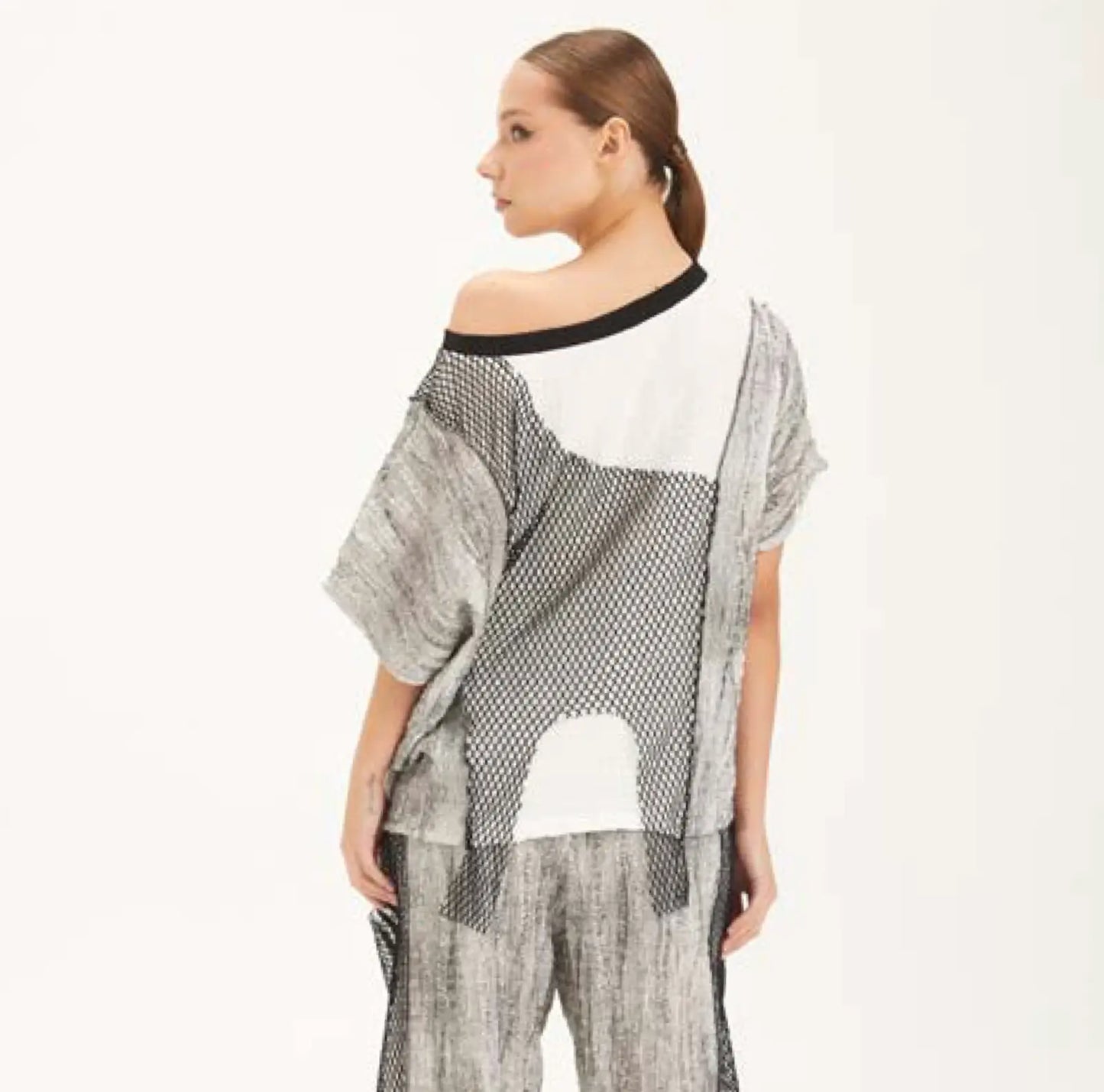 H-4 Asymmetrical Mesh Patchwork T-Shirt 4526 H-4