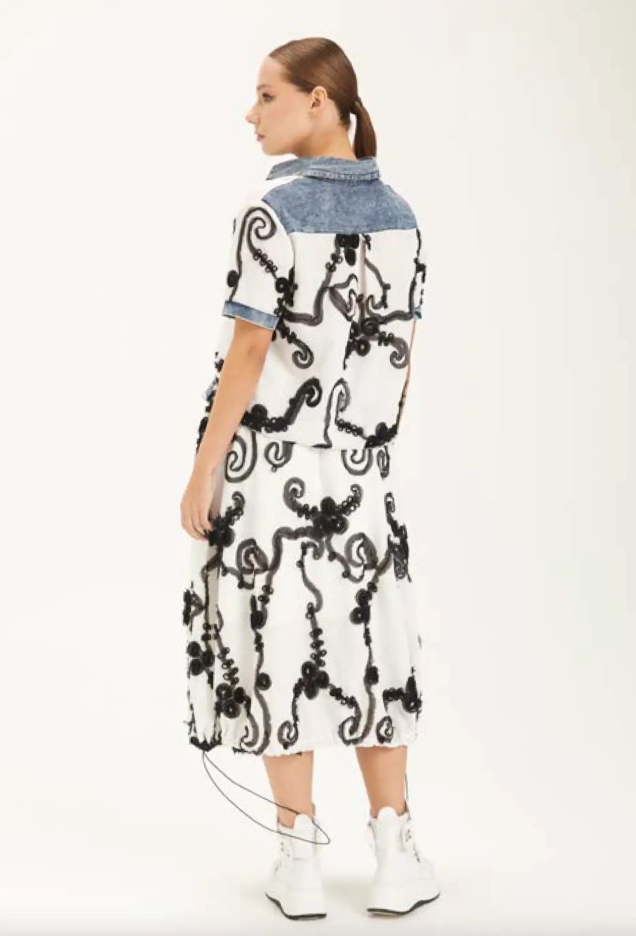 H-4 Embroidered Denim-Trim Shirt 2523 H-4