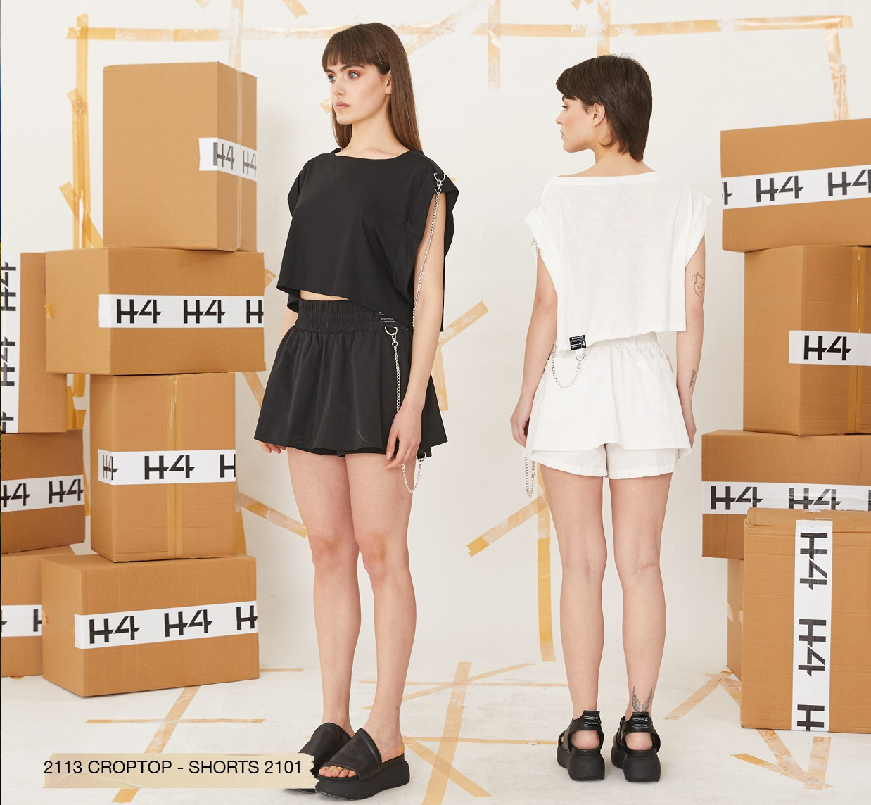 H4 Crop Top with Chain 2113 H-4