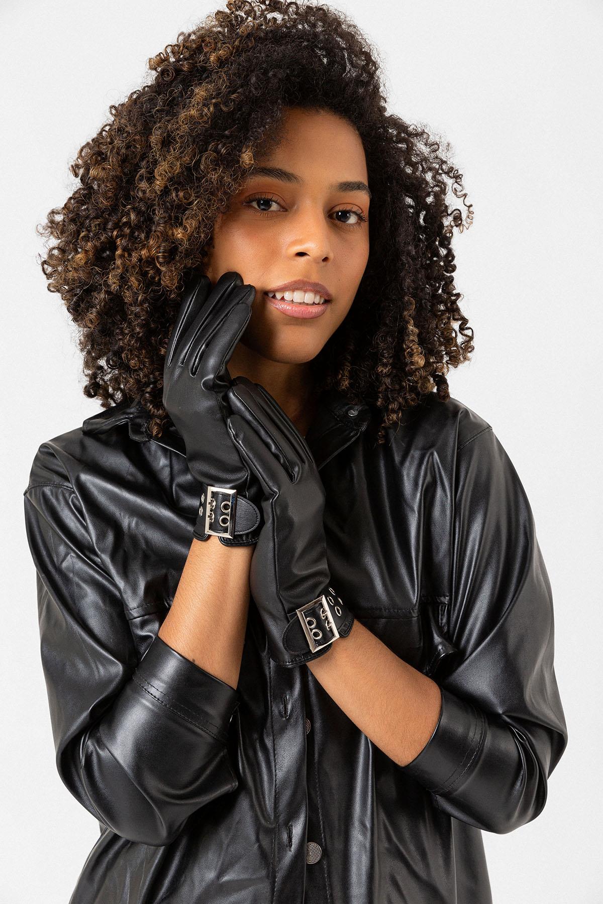 Belt Detailed Leather Gloves