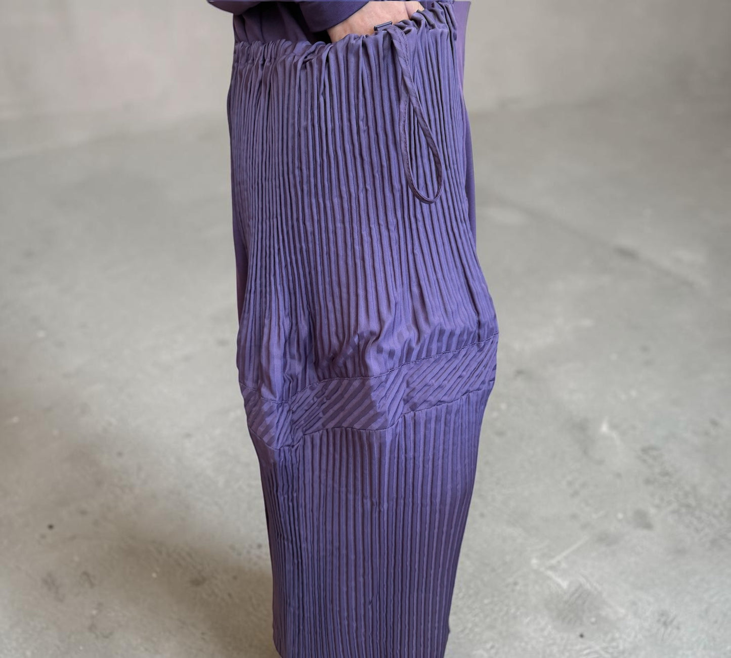 Plum Purple Mixed-Media Pleated Midi Dress with Drawstring Detail - Above the Crowd Boutique
