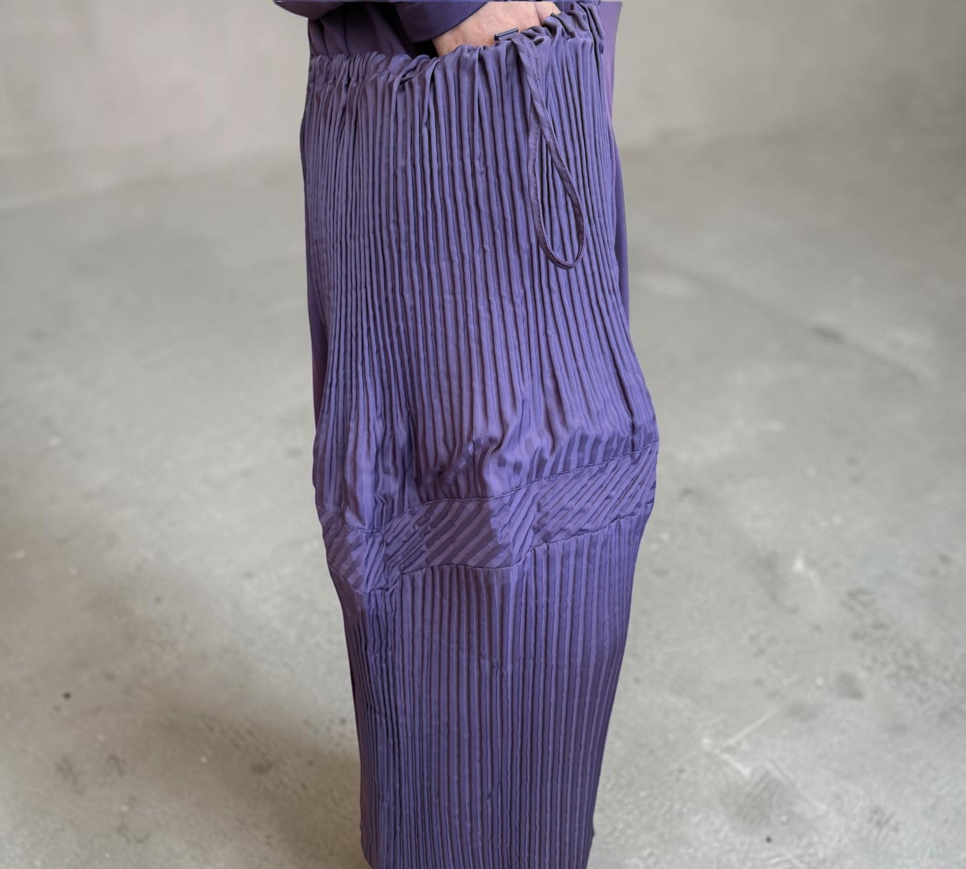 Plum Purple Mixed-Media Pleated Midi Dress with Drawstring Detail - Above the Crowd Boutique