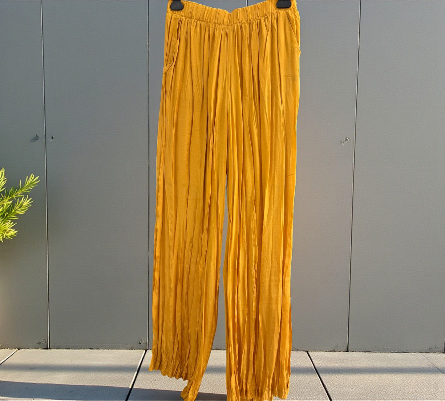 Bize Crinkled Two-Tone Resort Set - Above the Crowd Boutique