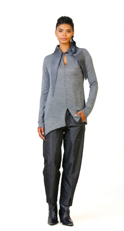 Bize 24W-BT045 Big Pointed Collar Knitwear Sweater Bize