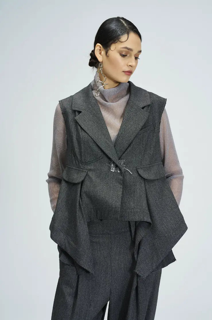 Bize Vest with Front Detail 24W-BC5003 Bize