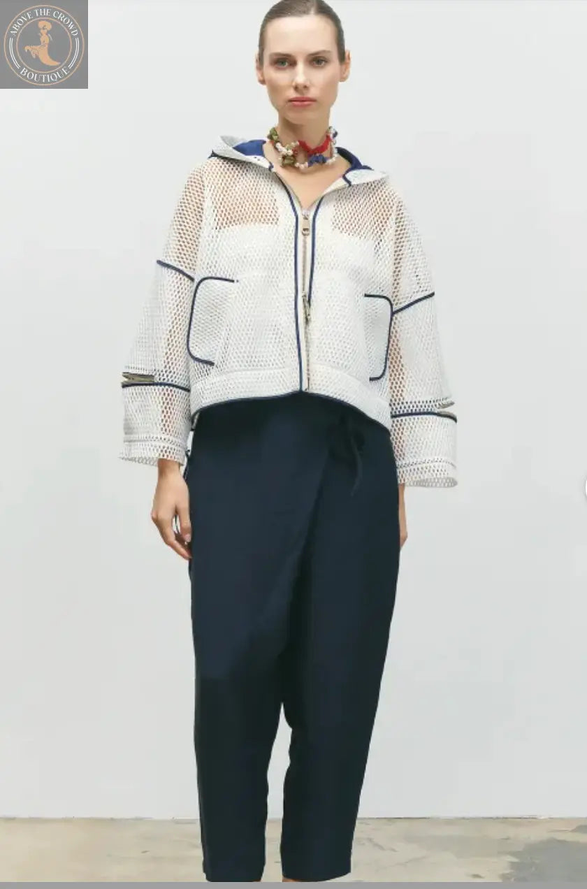 Chic European Cropped Mesh Hoodie with Navy & Floral Accents – Unique & Lightweight Bize