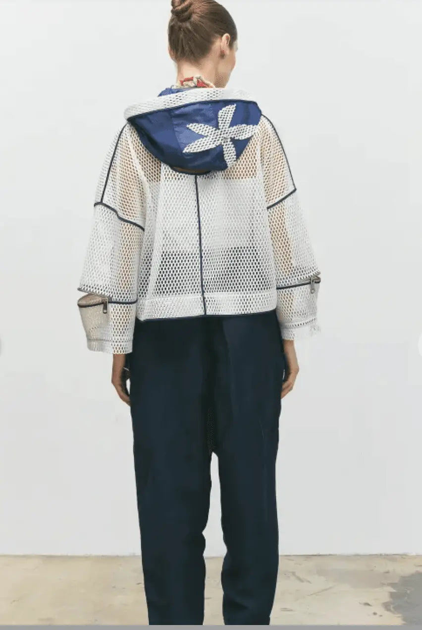 Chic European Cropped Mesh Hoodie with Navy & Floral Accents – Unique & Lightweight Bize