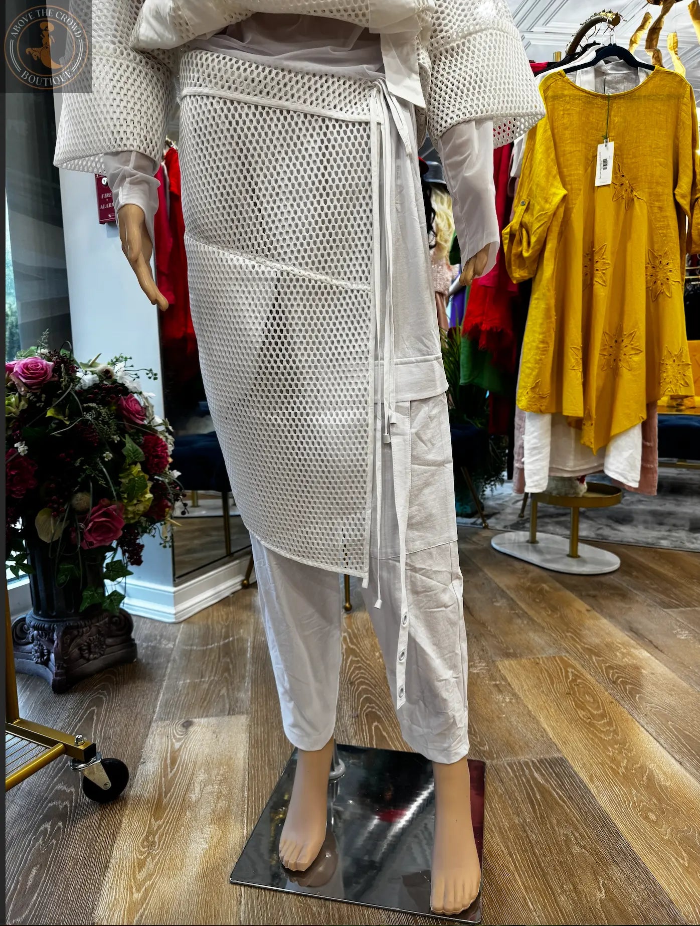 Chic White Mesh Overlay Pants for Women – Unique European Style with Adjustable Waist Bize