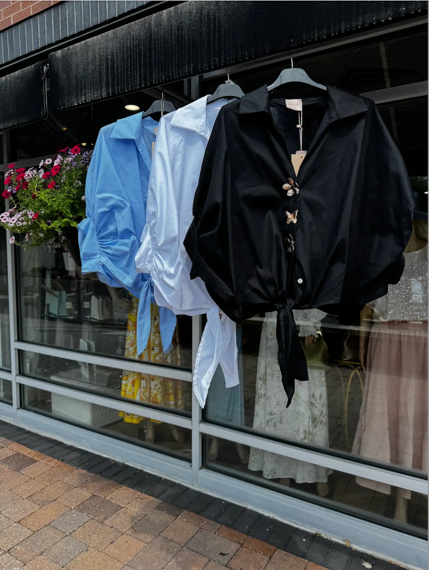 Elevate Your Style with Unique European-Inspired Blouse – Perfect for Every Occasion Karma