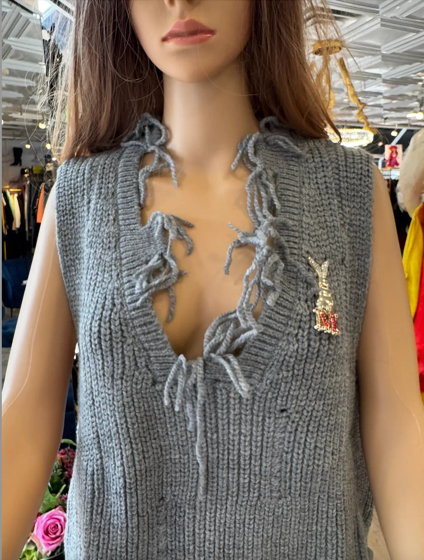 Gray Knitted Sweater Vest - European Style Layering Vest with Brooch Nobello
