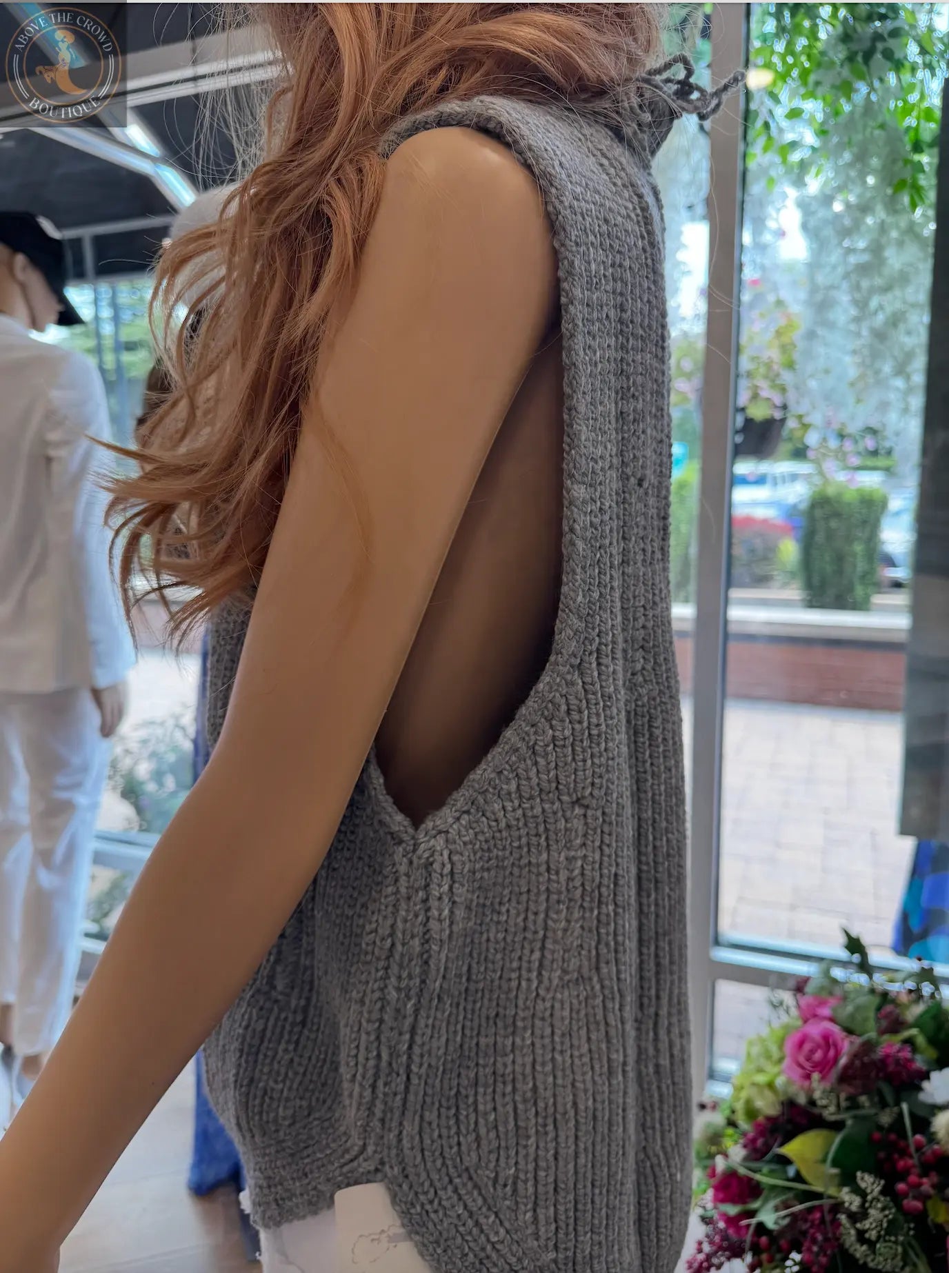 Gray Knitted Sweater Vest - European Style Layering Vest with Brooch Nobello