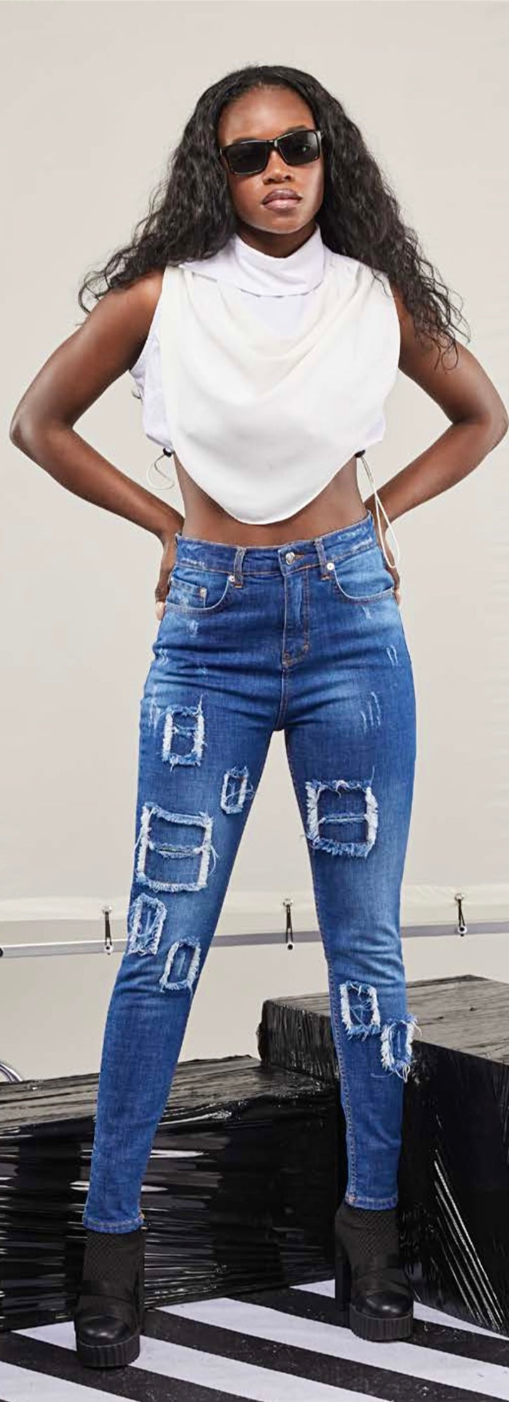 H-4 Woman’s Jeans 2500 H-4