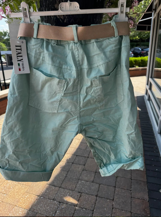 Italian-Inspired Belted Shorts: Elevate Your Summer Style Karma