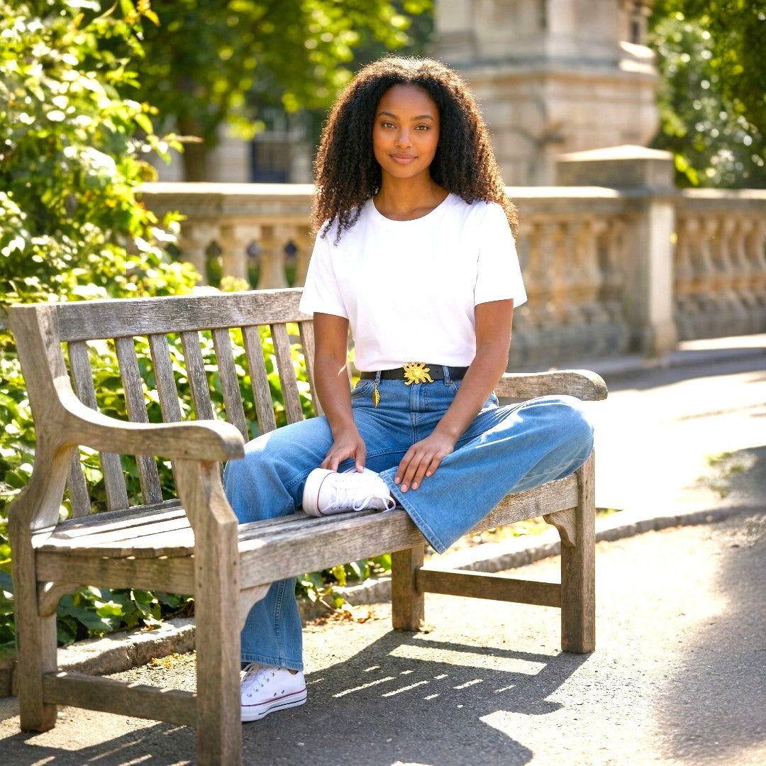 Nobello Wide-Leg Denim Jeans with Signature Gold Belt
