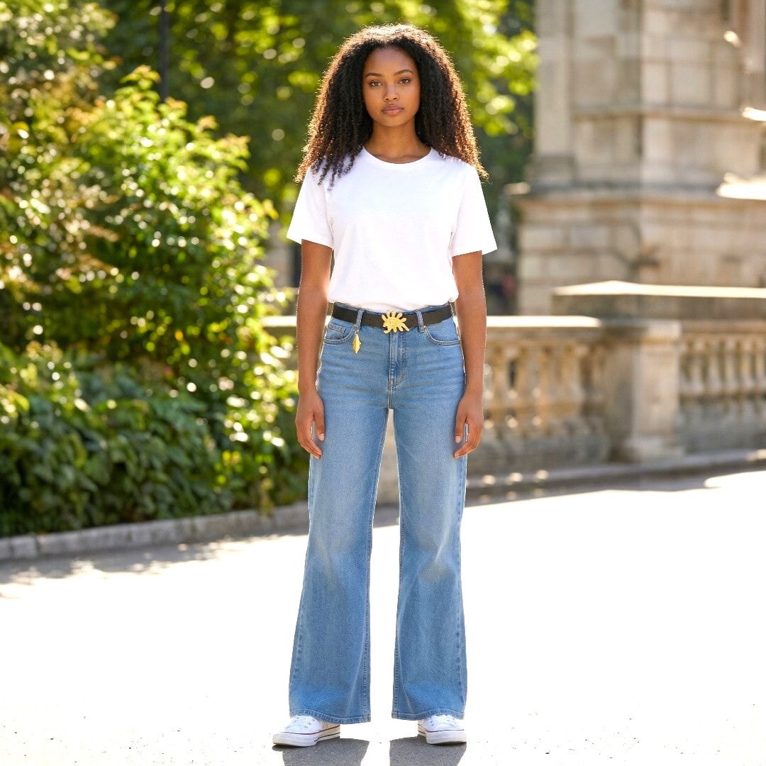Nobello Wide-Leg Denim Jeans with Signature Gold Belt