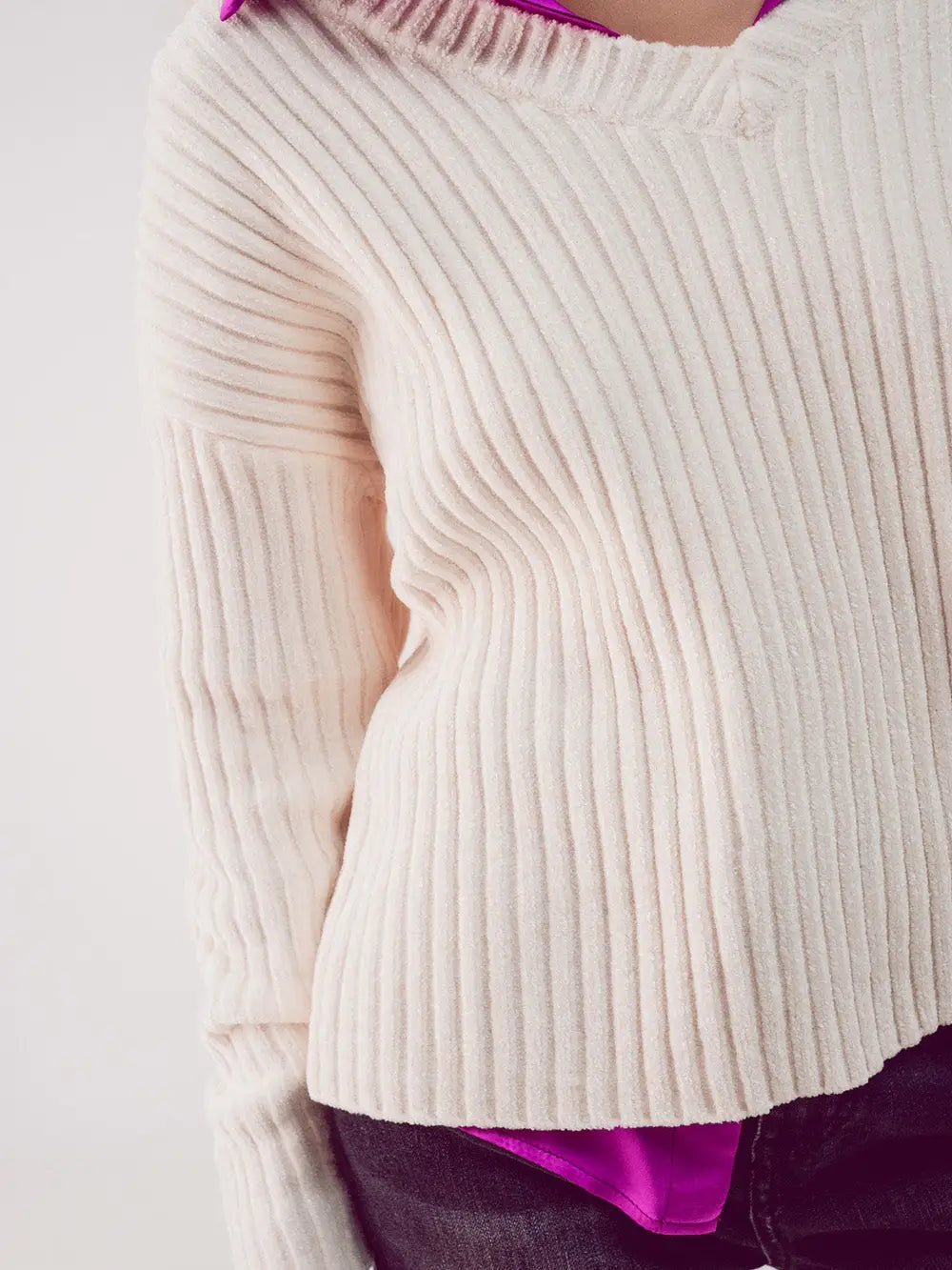 Q-2 Knitted Chenille Jumper in Cream 5223806 Q-2