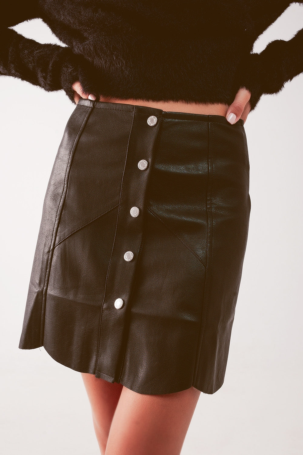 Q-2 BUTTON THROUGH MINI SKIRT IN BLACK - Above The Crowd Boutique