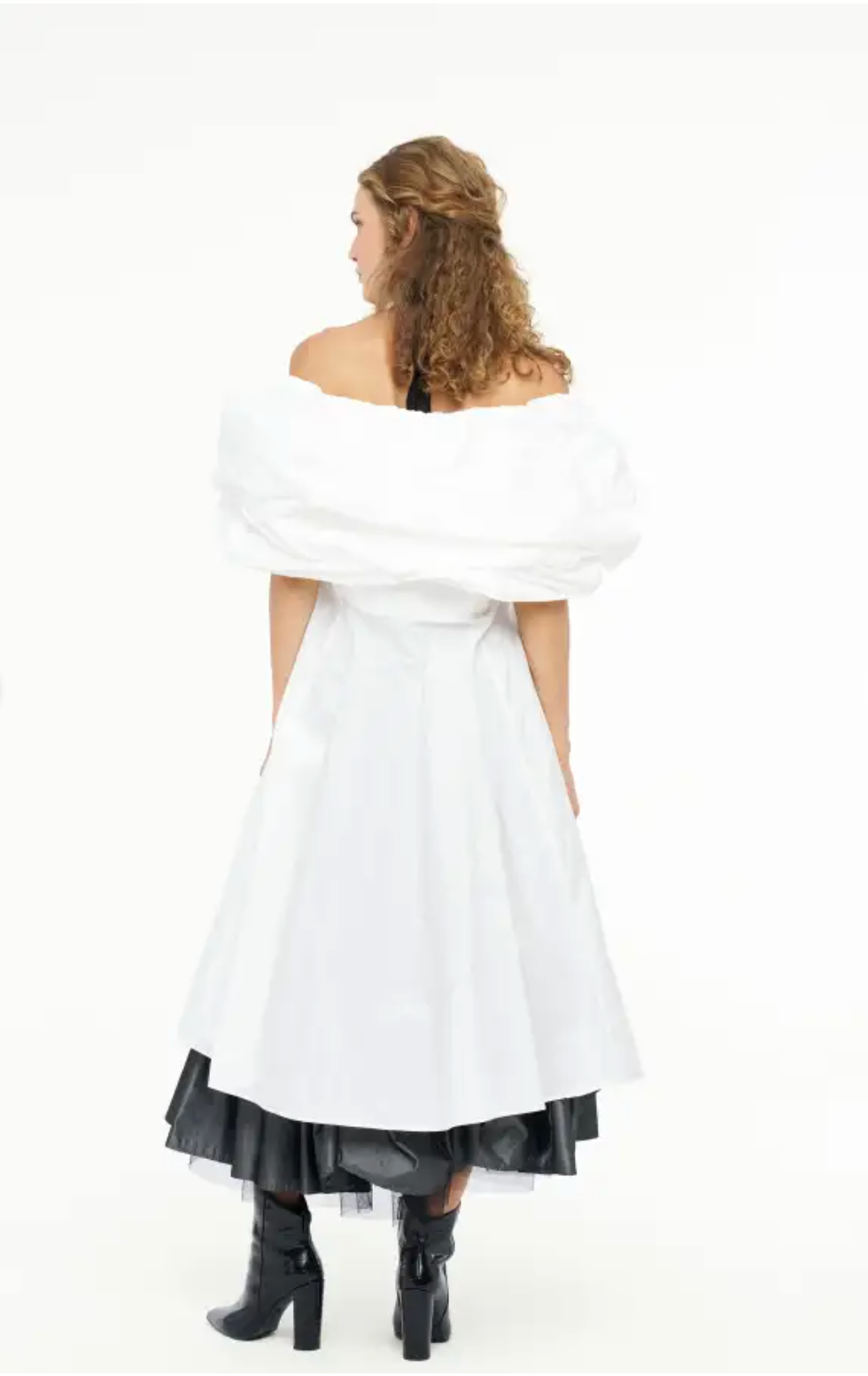 Bize Tuffeta Sculpted Zip-Front Tunic