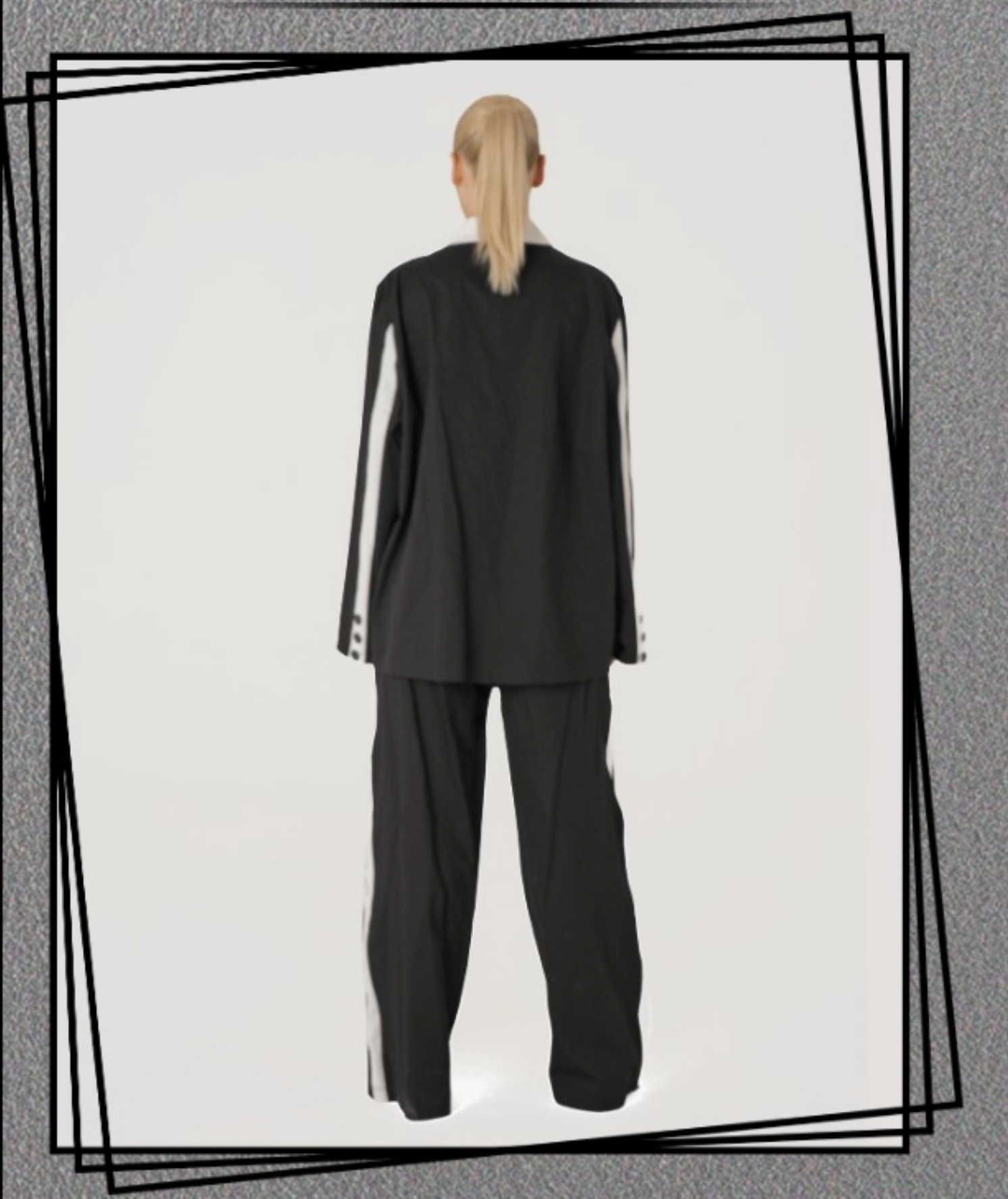 H-4 Black & White Graphic Blazer Jacket