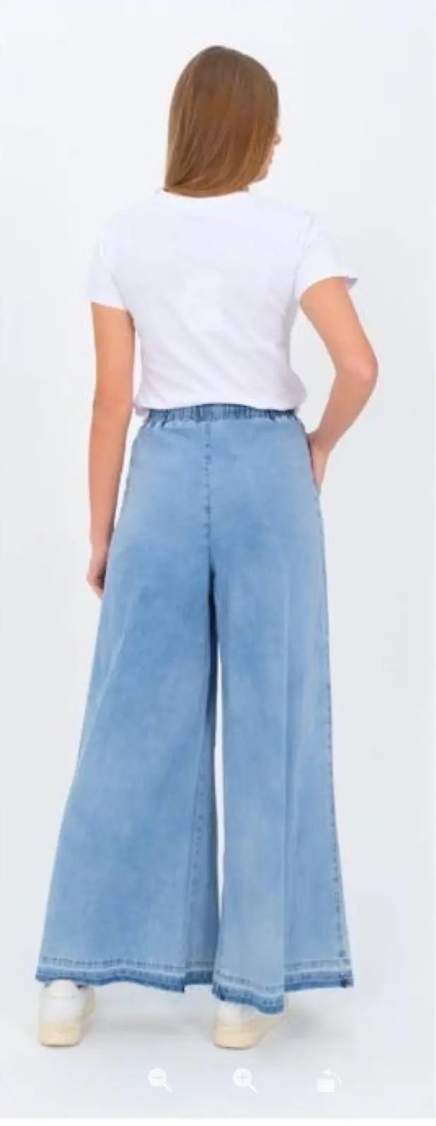 Women’s Wide-Leg Pleated Denim Pants 7034 Nobello